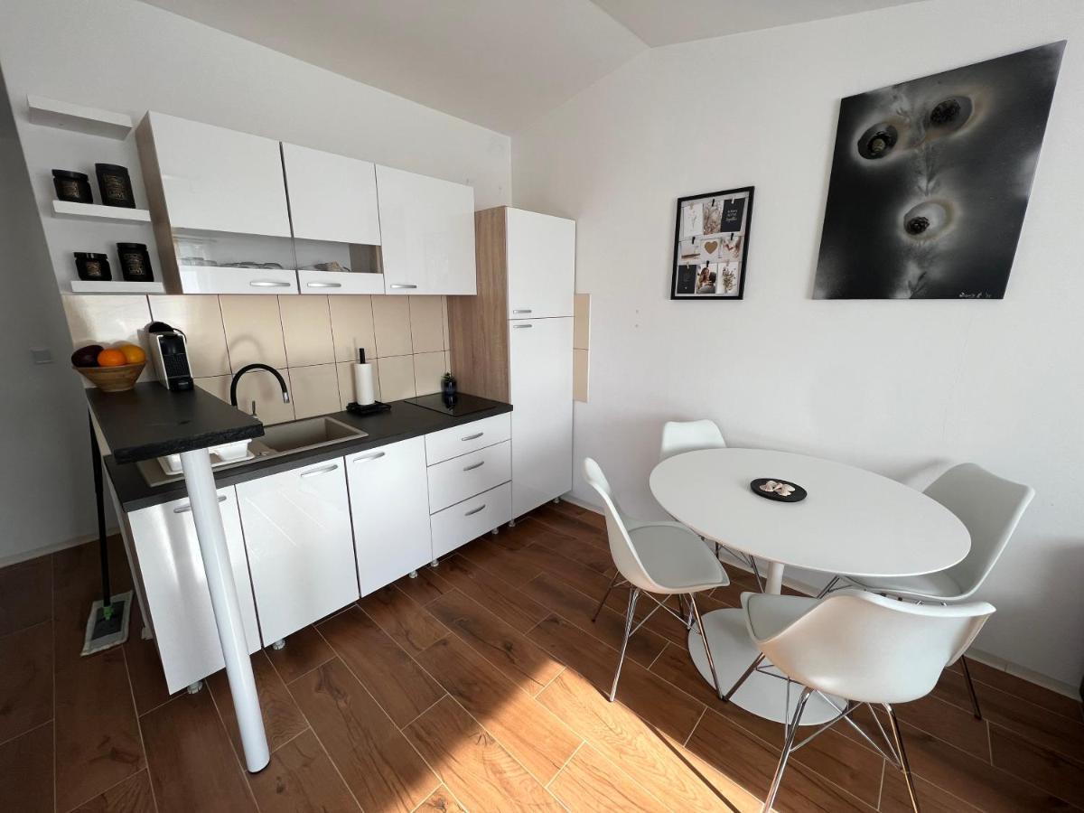 Apartment Mona ויר מראה חיצוני תמונה